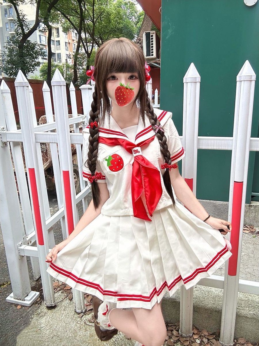 Cute Strawberry Embroidery Jap - đánh giá và giá Embroidery Uniforms