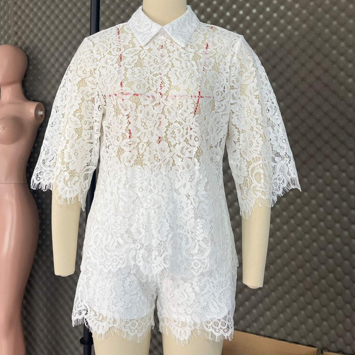 Sexy Lace Embroidery Shorts Su - đánh giá và giá Embroidery Uniforms