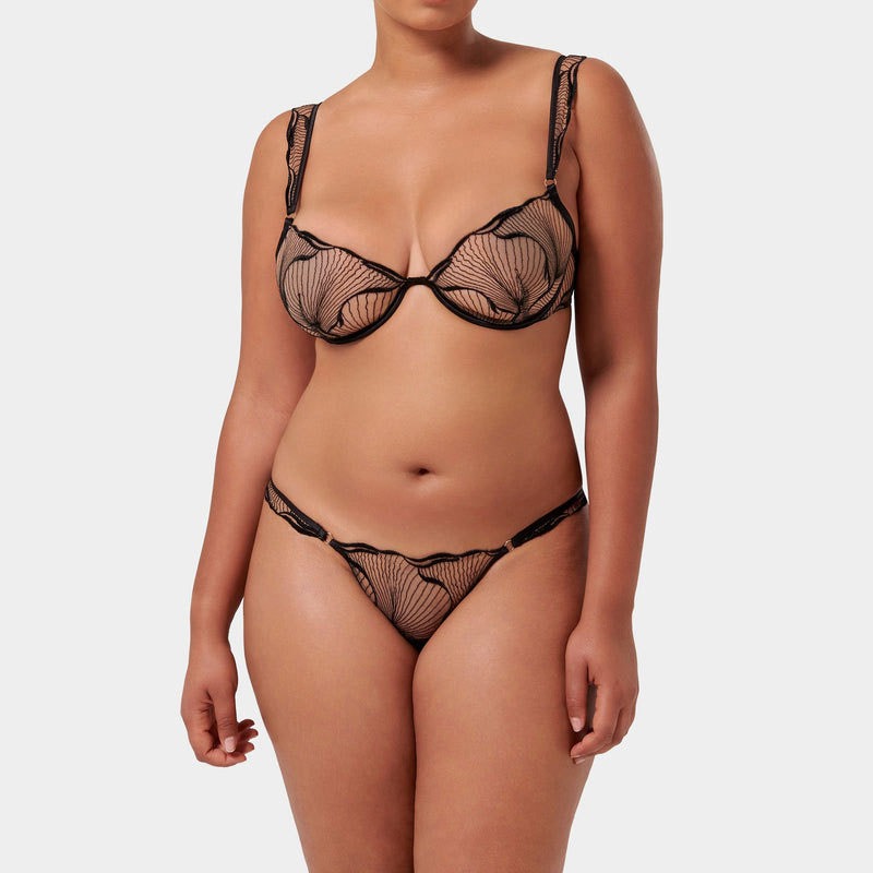 Elegant French Minimizer Bra D - đánh giá và giá Embroidery Uk
