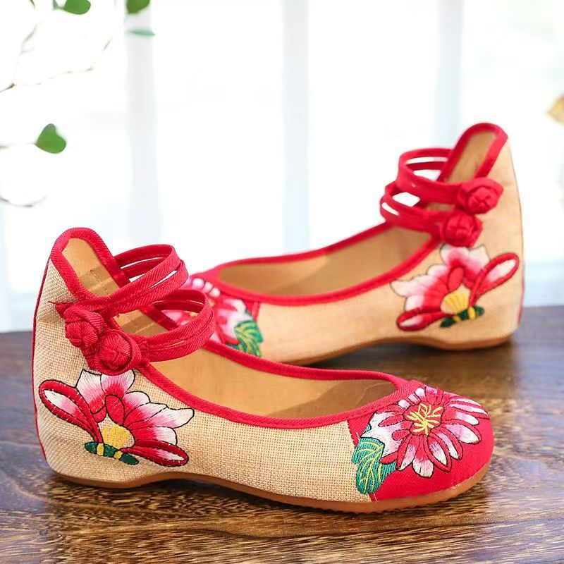 Woman Wedges Embroidered Cloth - đánh giá và giá Embroidery Horse