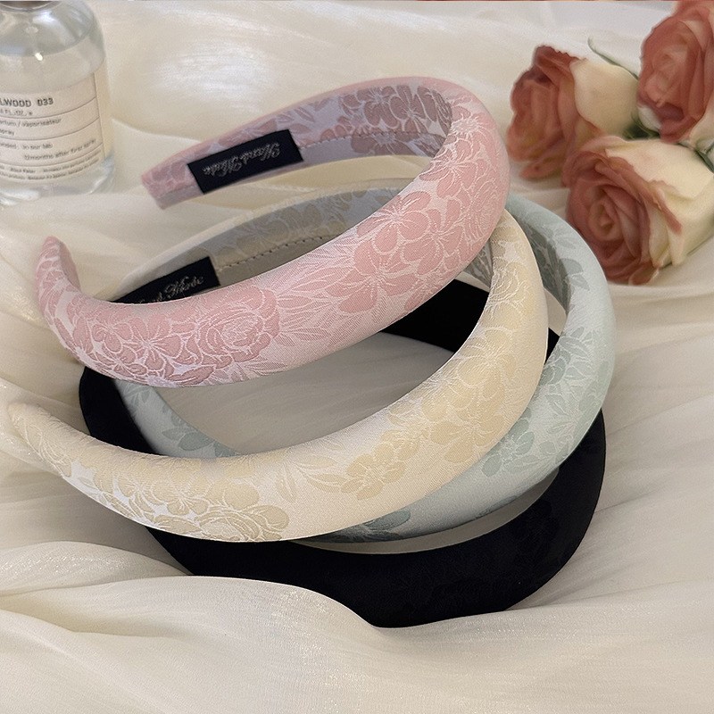 Fashion Women Embroidery Rose  - đánh giá và giá Embroidery Hooping