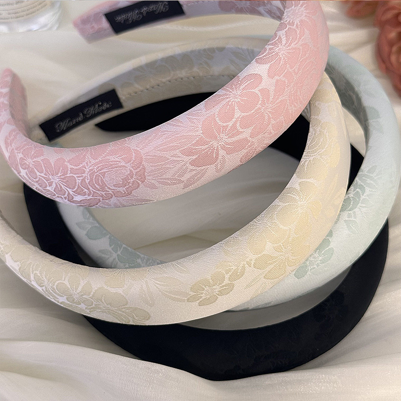 Fashion Women Embroidery Rose  - đánh giá và giá Embroidery Hooping